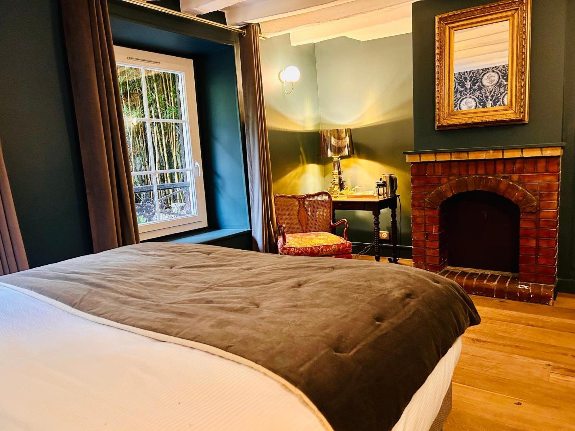 L'Auberge Du Chateau Dampierre  Eksteriør billede